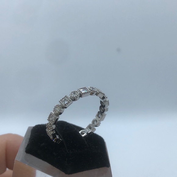 Ring - Picture 3 of 3